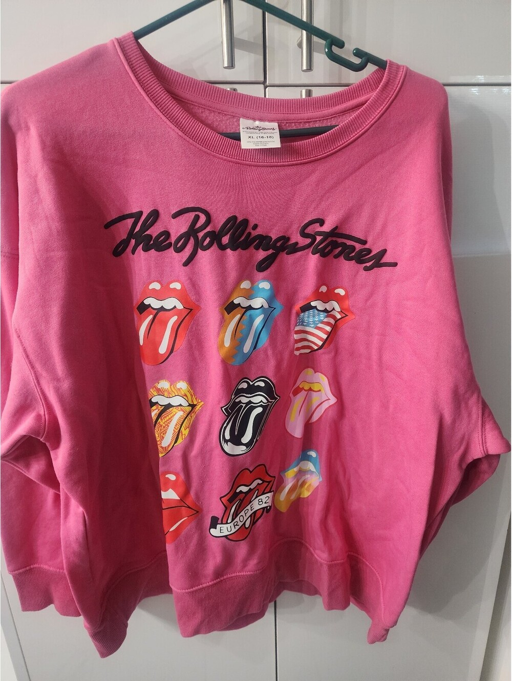 The Rolling Stones Pink Graphic Sweatshirt XL 16-18 Polyester Rayon Blend